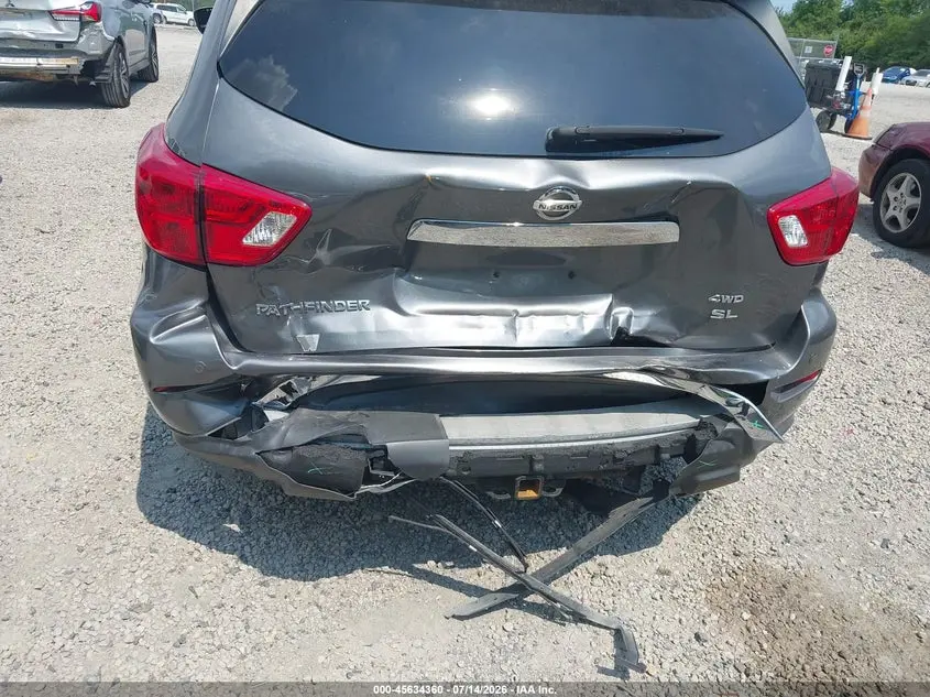 2019 NISSAN PATHFINDER SL