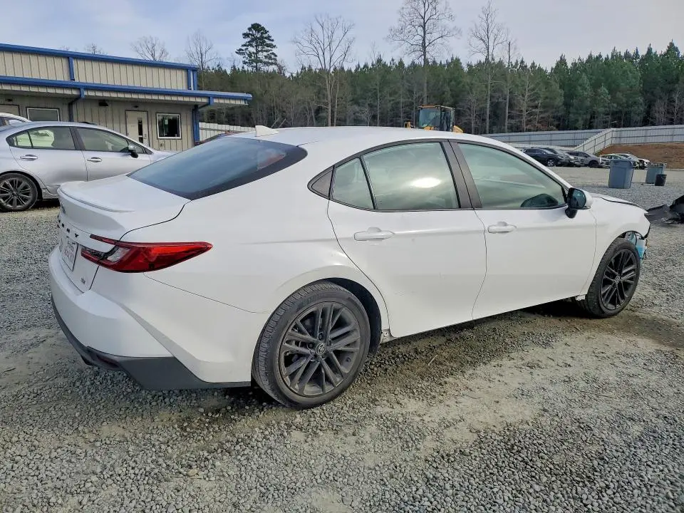 2025 TOYOTA CAMRY XSE  