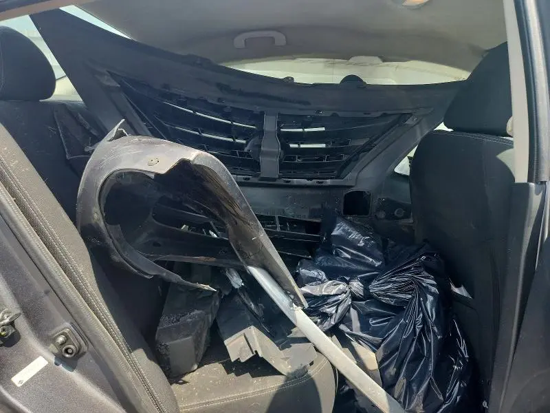 2018 NISSAN VERSA SV  