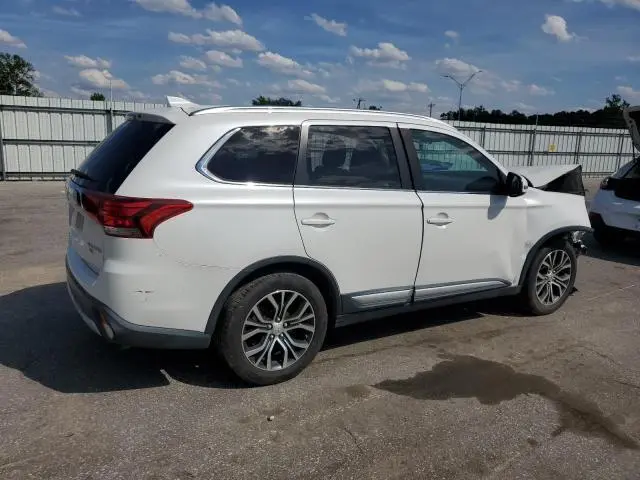 2017 MITSUBISHI OUTLANDER SE  