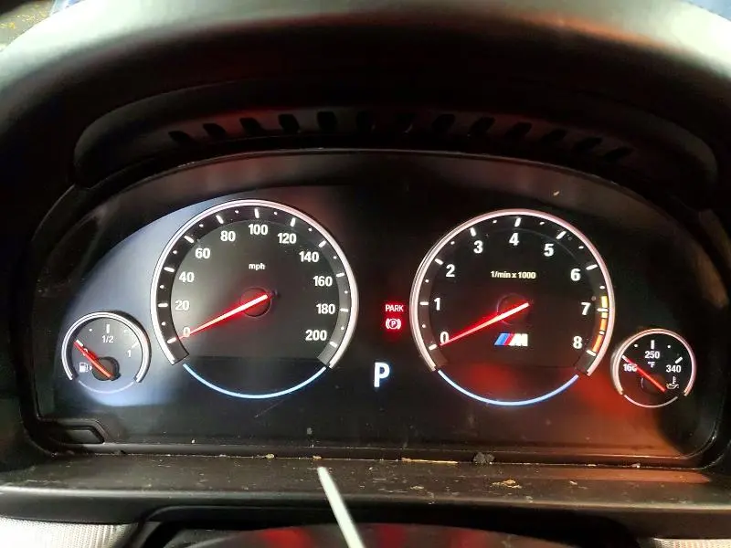 2013 BMW M5   