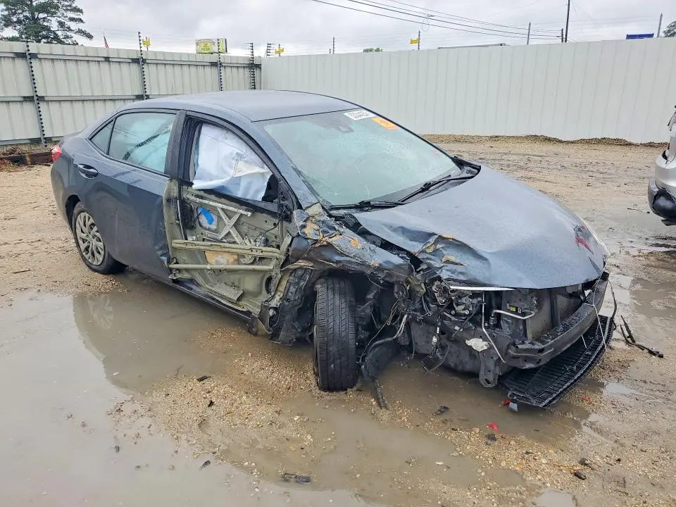 2019 TOYOTA COROLLA LE  