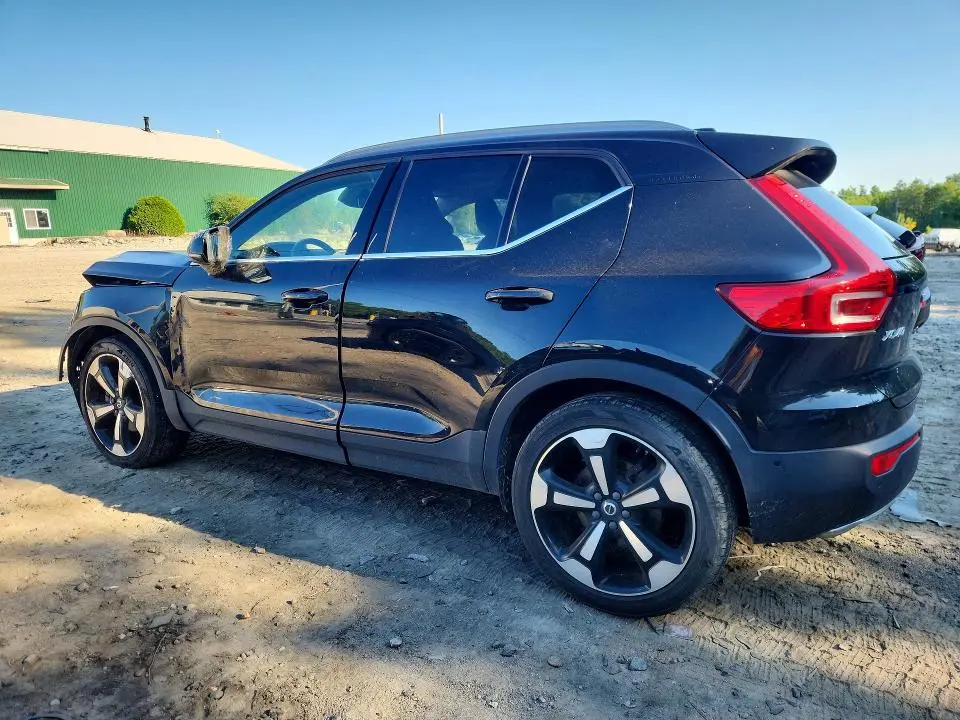 2019 VOLVO XC40 T5 INSCRIPTION  