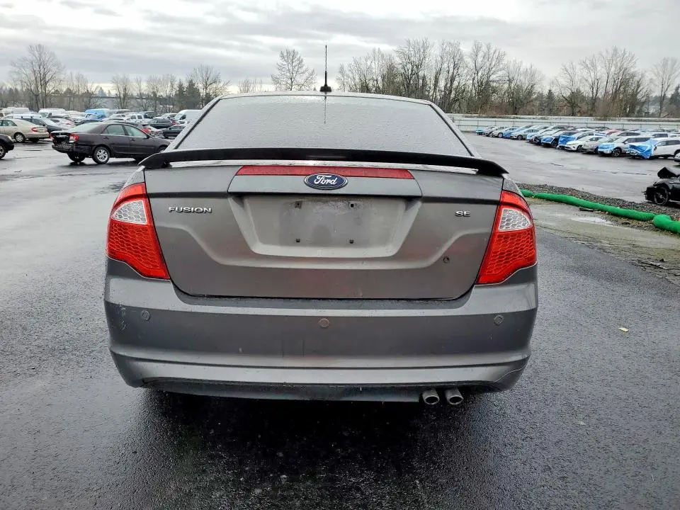 2011 FORD FUSION SE  