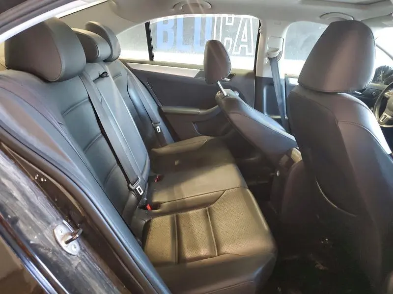 2014 VOLKSWAGEN JETTA SE  