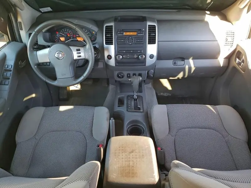 2012 NISSAN FRONTIER S  