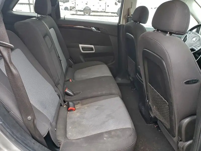 2014 CHEVROLET CAPTIVA LS  