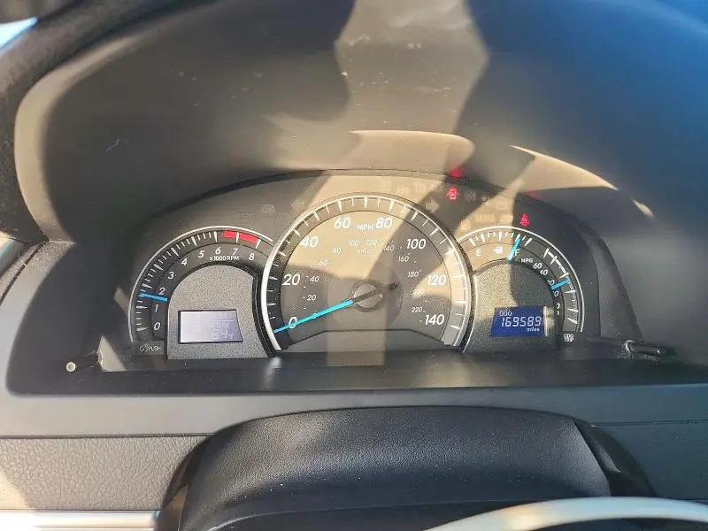2012 TOYOTA CAMRY LE  