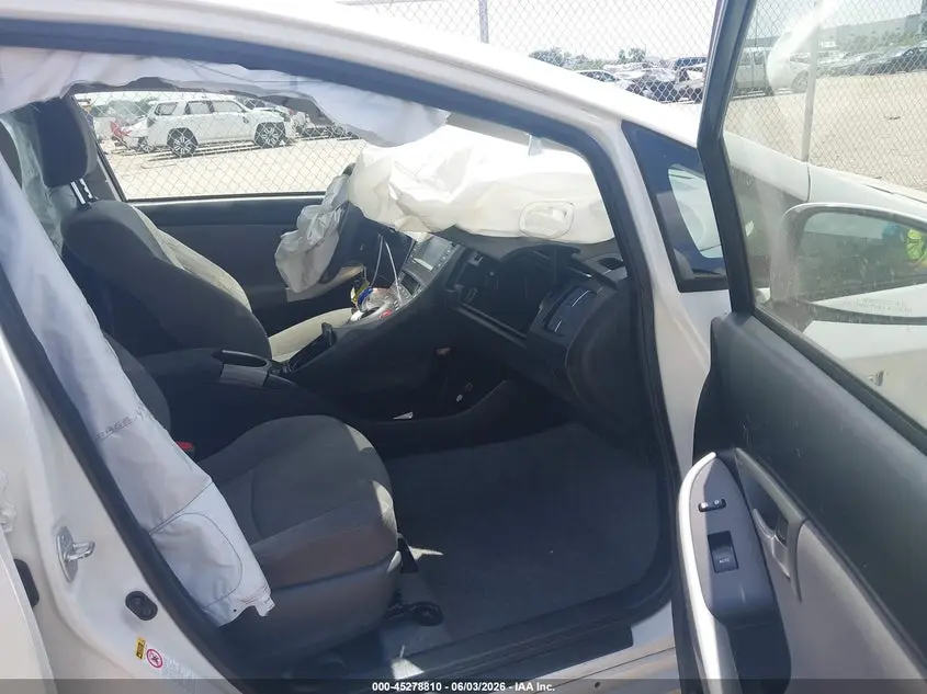 2014 TOYOTA PRIUS THREE