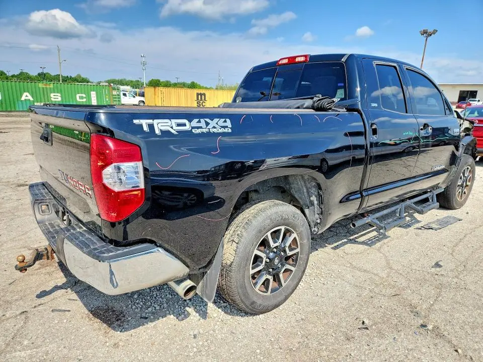 2015 TOYOTA TUNDRA SR5  