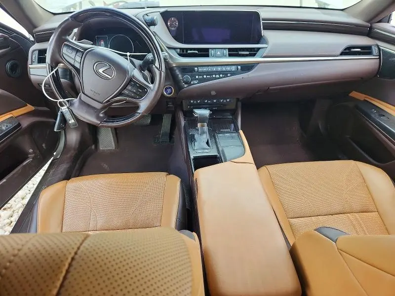 2019 LEXUS ES 300H ULTRA LUXURY  