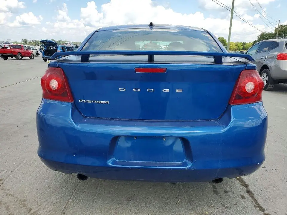 2013 DODGE AVENGER SE  