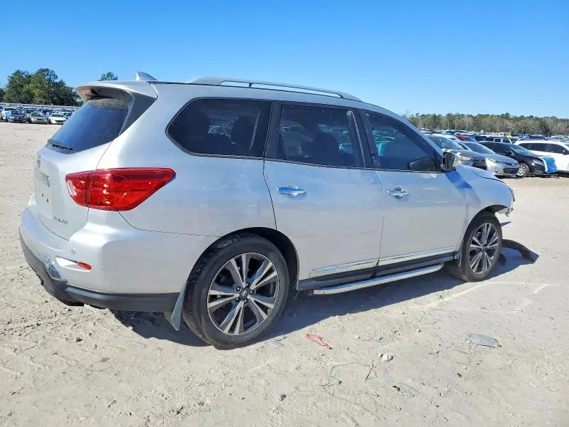 2019 NISSAN PATHFINDER S  