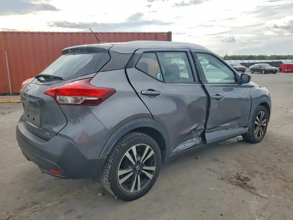 2019 NISSAN KICKS SV  