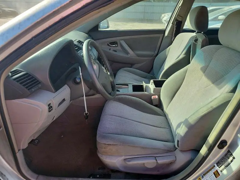 2011 TOYOTA CAMRY BASE  