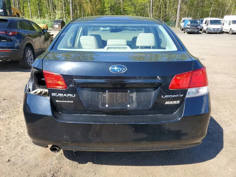 2013 SUBARU LEGACY 2.5I PREMIUM  