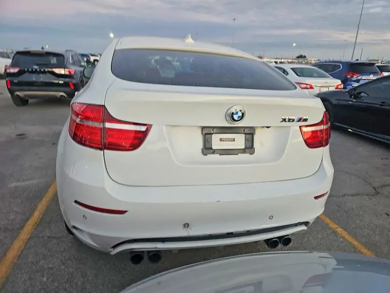 2014 BMW X6 M  
