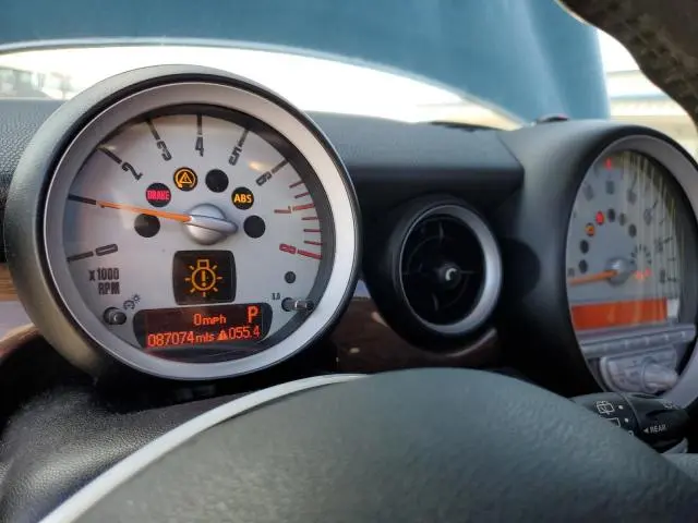 2010 MINI COOPER CLUBMAN  