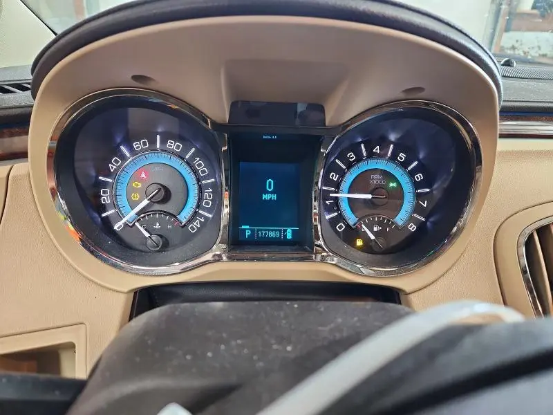 2010 BUICK LACROSSE CXL  