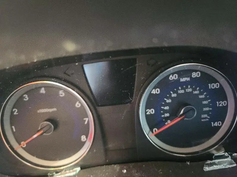 2012 HYUNDAI ACCENT GS  