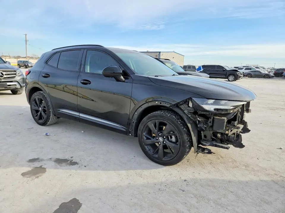 2022 BUICK ENVISION ESSENCE  