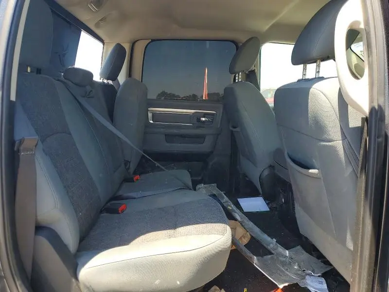 2017 RAM 1500 SLT  