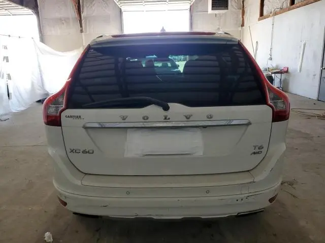 2015 VOLVO XC60 T6 PLATINUM