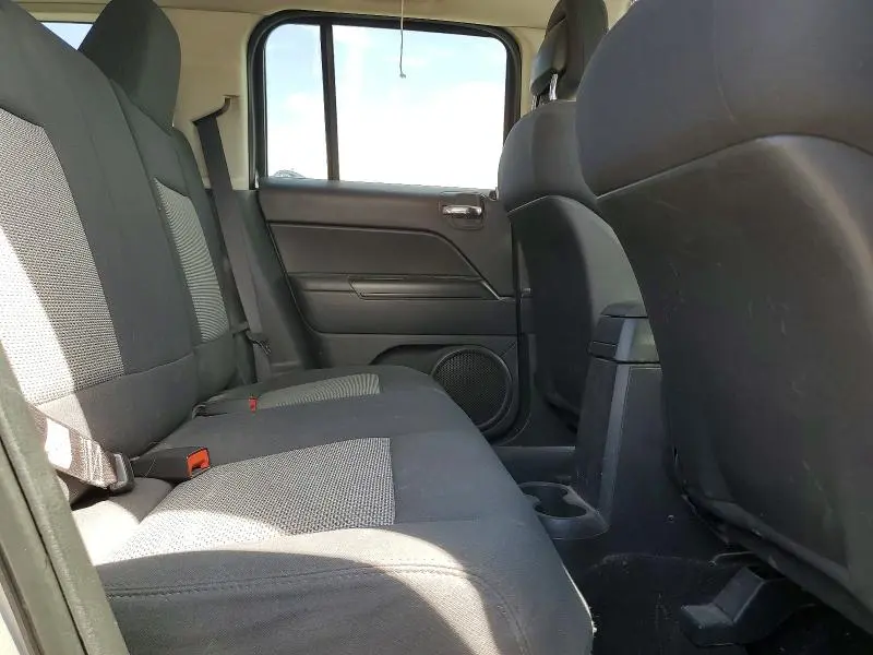 2010 JEEP PATRIOT SPORT  