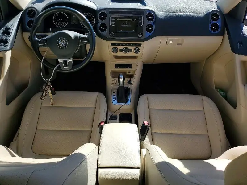 2016 VOLKSWAGEN TIGUAN S  