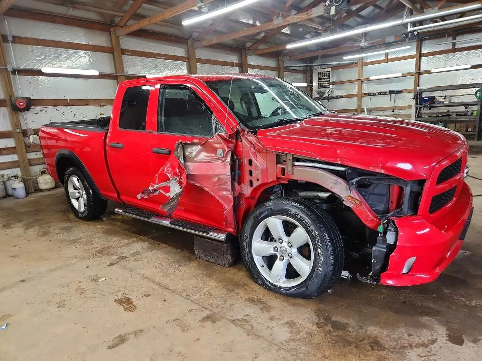 2013 RAM 1500 ST  