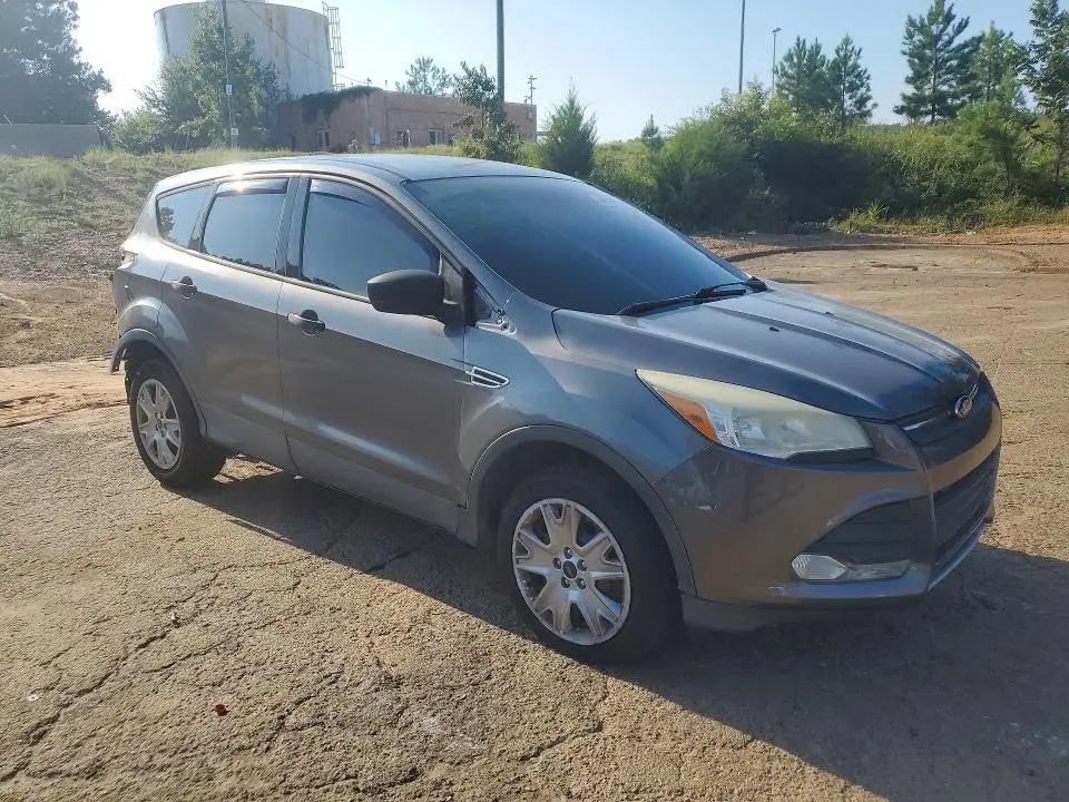 2013 FORD ESCAPE S  