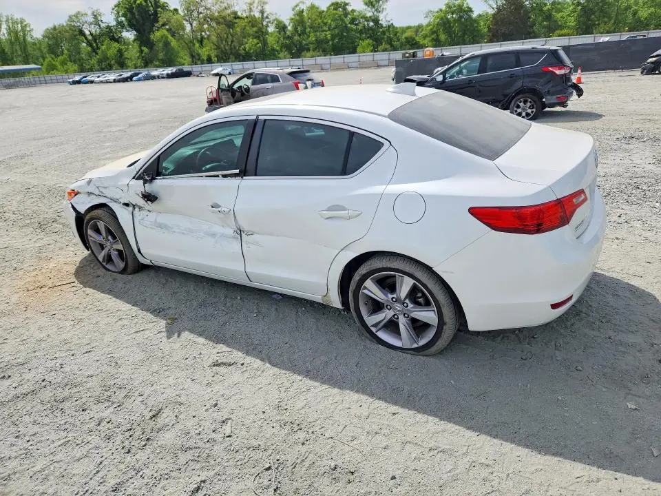 2014 ACURA ILX 20 TECH  