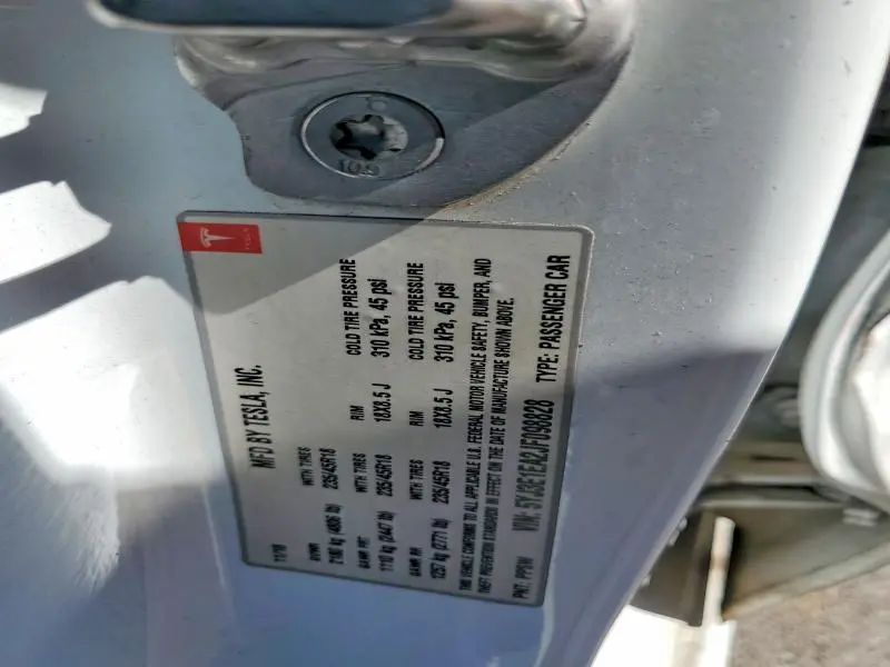 2018 TESLA MODEL 3   