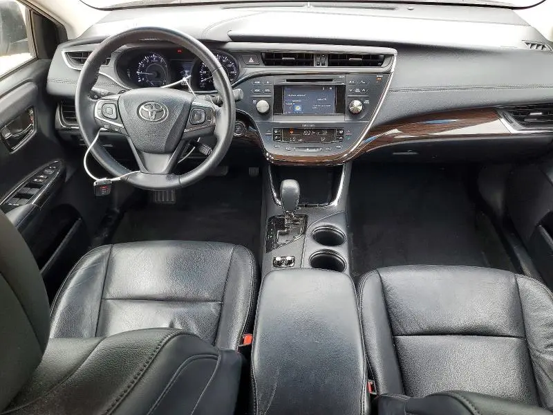 2015 TOYOTA AVALON XLE  