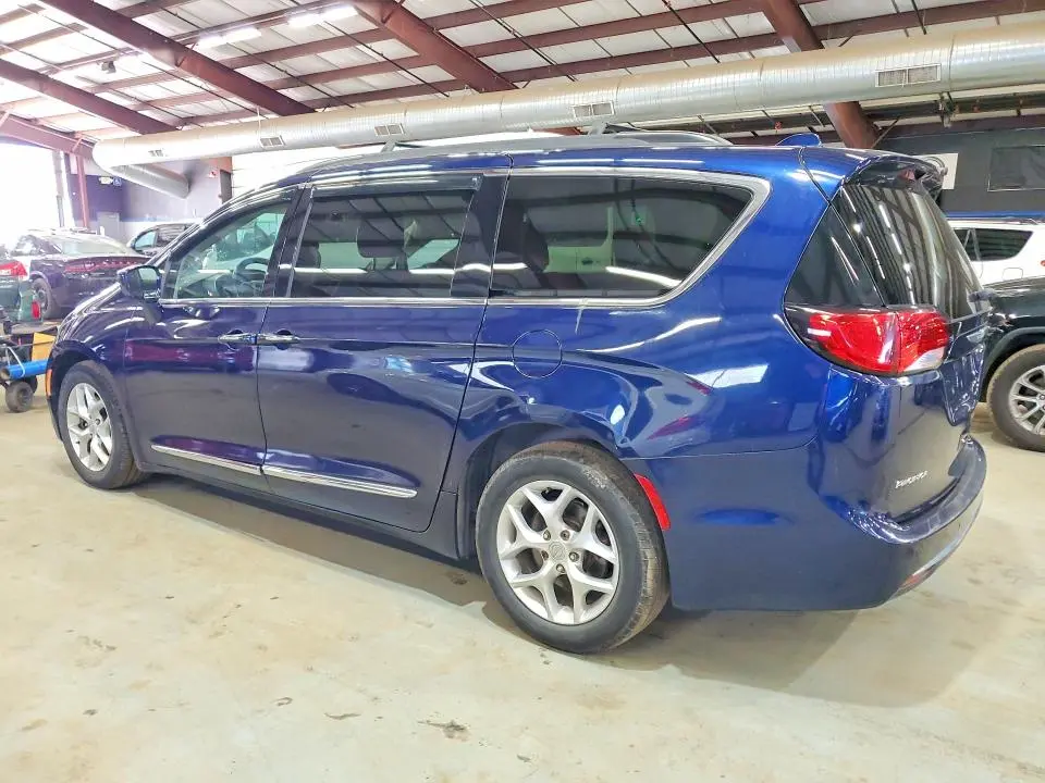 2017 CHRYSLER PACIFICA TOURING L  