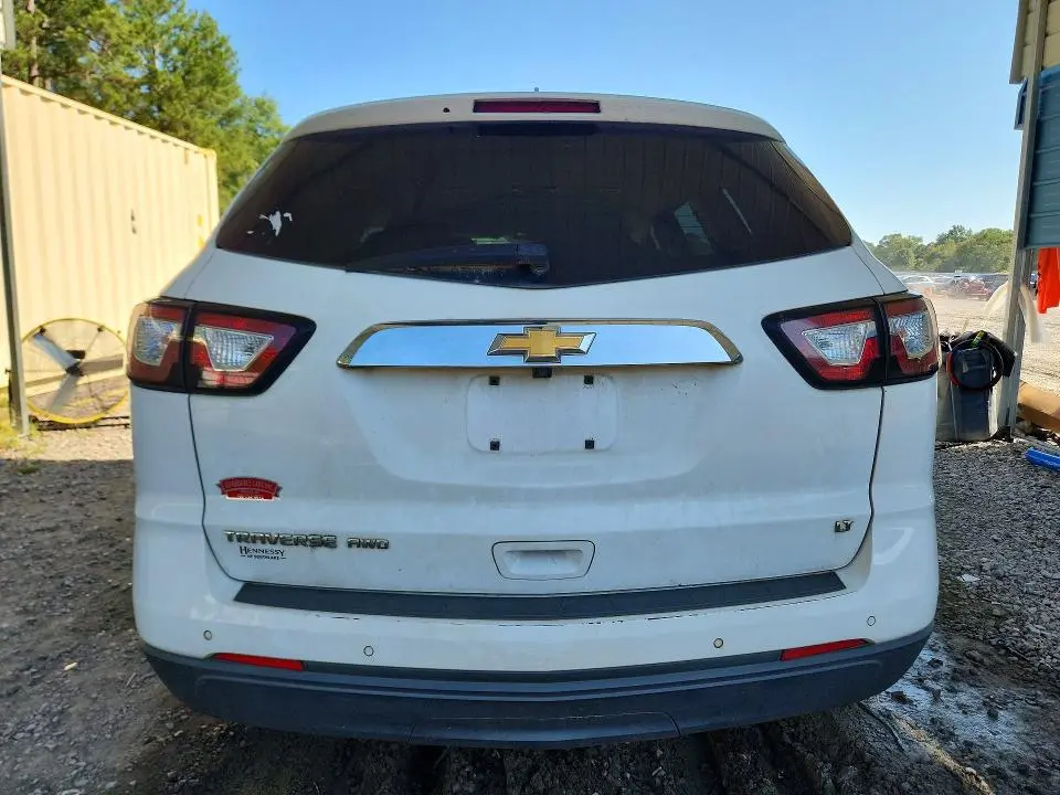 2017 CHEVROLET TRAVERSE LT  