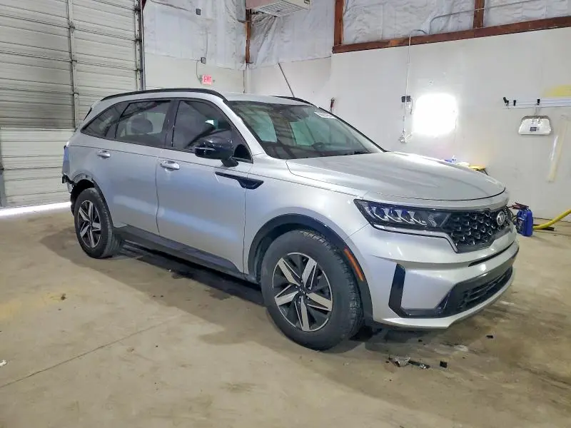 2021 KIA SORENTO   