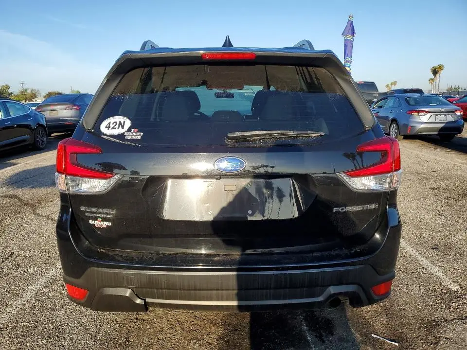 2019 SUBARU FORESTER PREMIUM  