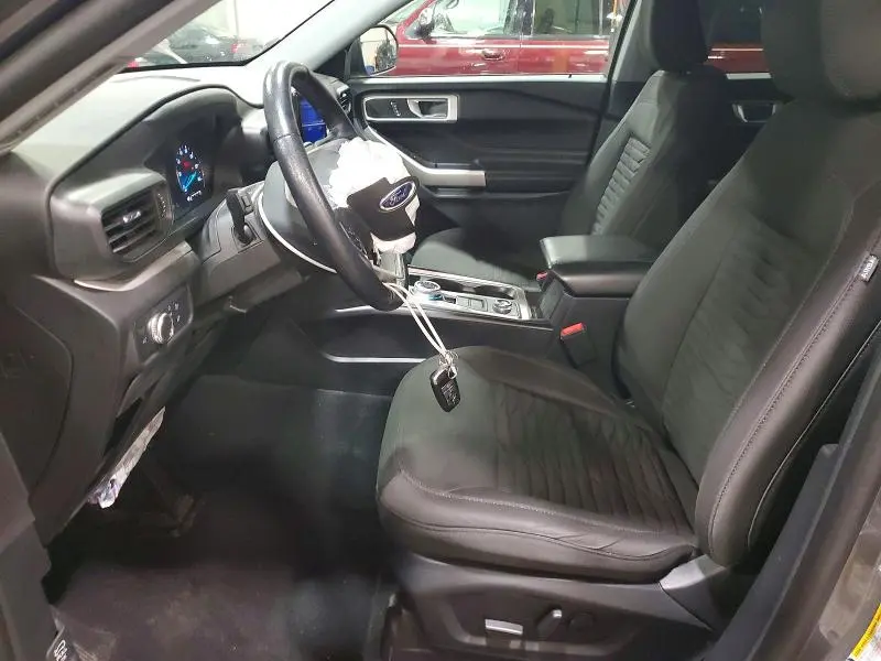 2021 FORD EXPLORER XLT  