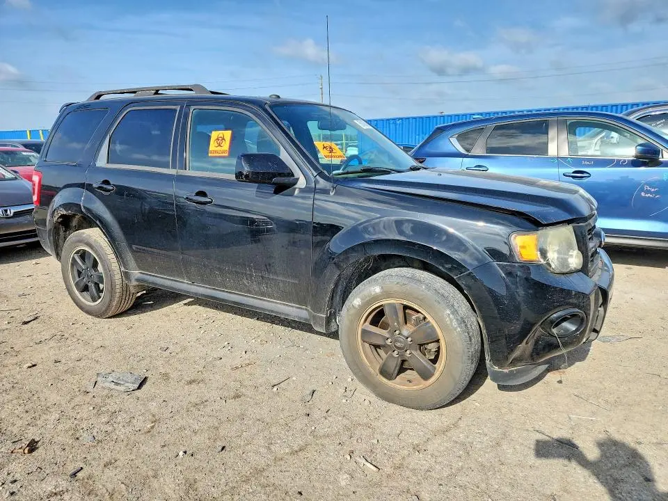 2012 FORD ESCAPE XLT  