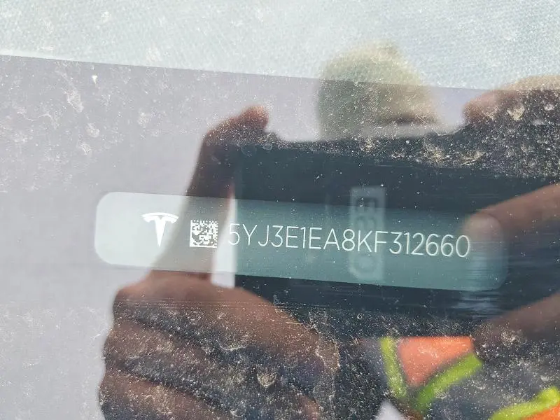 2019 TESLA MODEL 3   