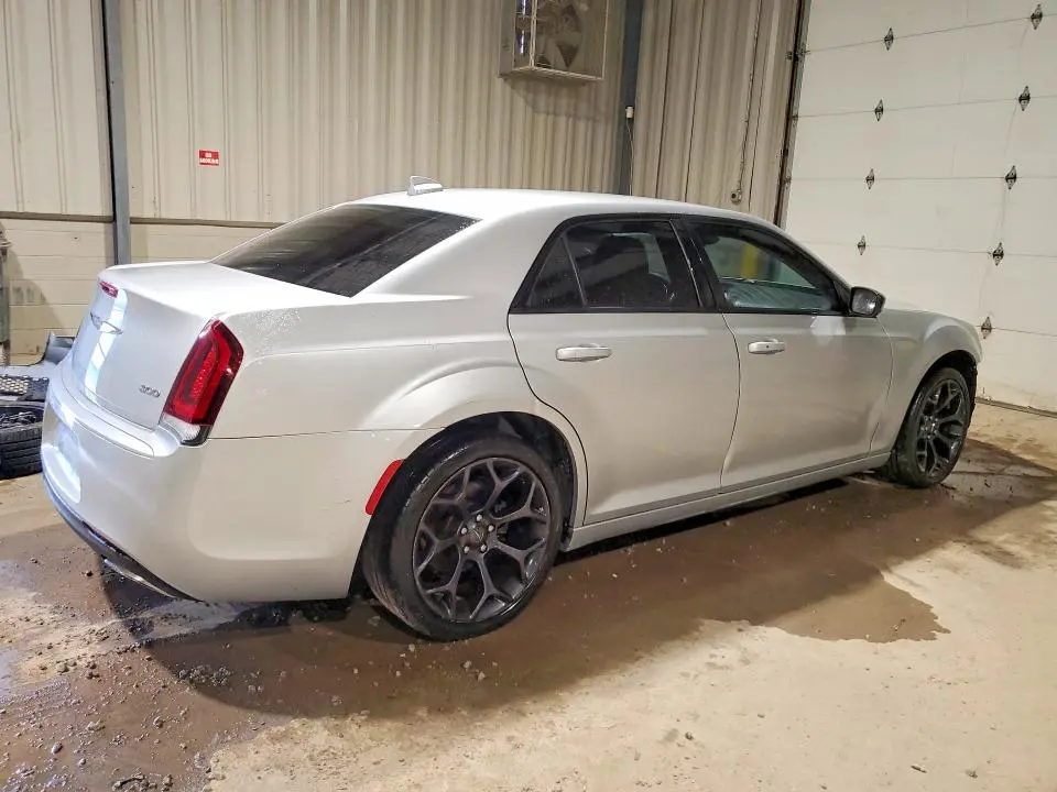 2019 CHRYSLER 300 TOURING  