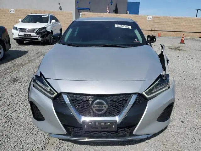 2022 NISSAN MAXIMA SV  