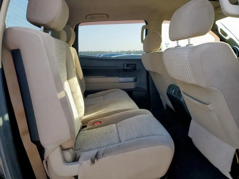 2013 TOYOTA TUNDRA CREWMAX SR5  