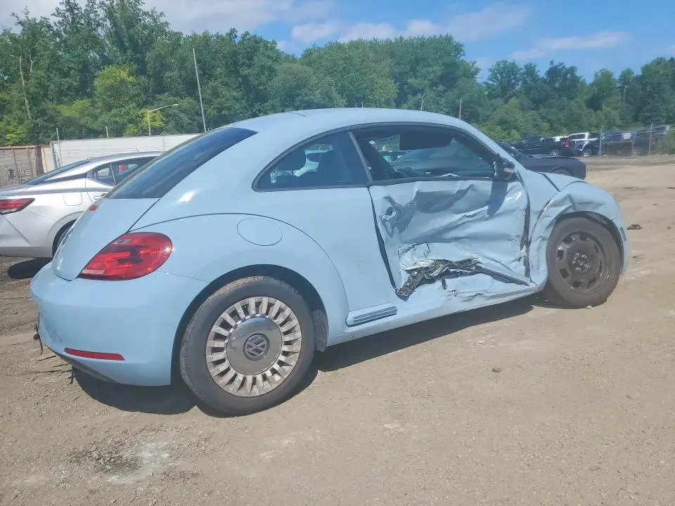 2014 VOLKSWAGEN BEETLE   