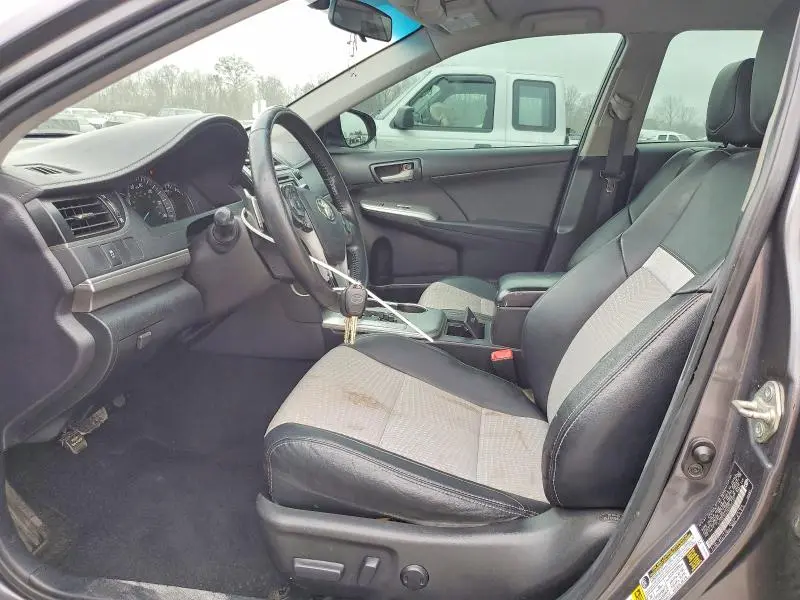 2014 TOYOTA CAMRY SE  