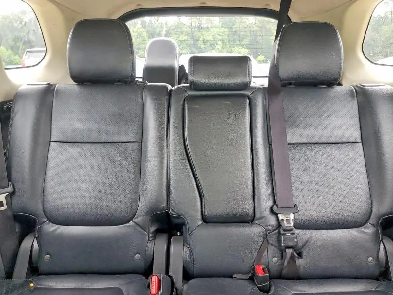 2017 MITSUBISHI OUTLANDER SE  