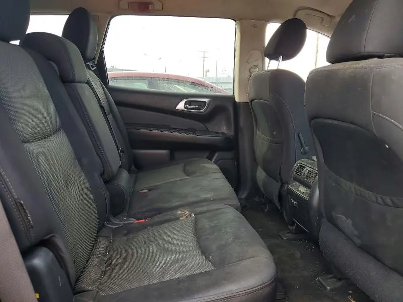 2019 NISSAN PATHFINDER S  