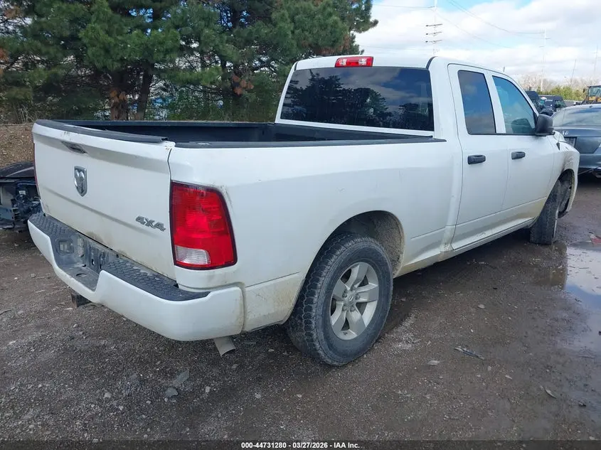 2017 RAM 1500 EXPRESS  4X4 6'4 BOX