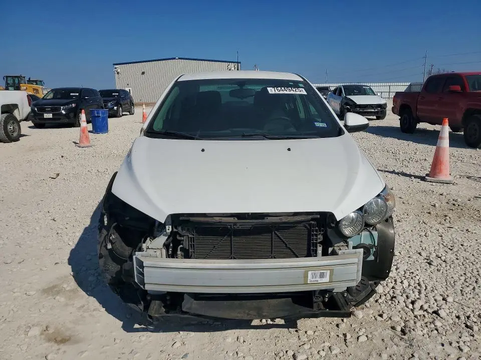 2014 CHEVROLET SONIC LT  